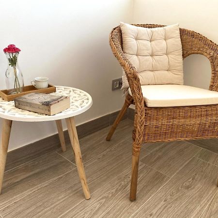 Residencial Santa Justa Apartment Seville Luaran gambar