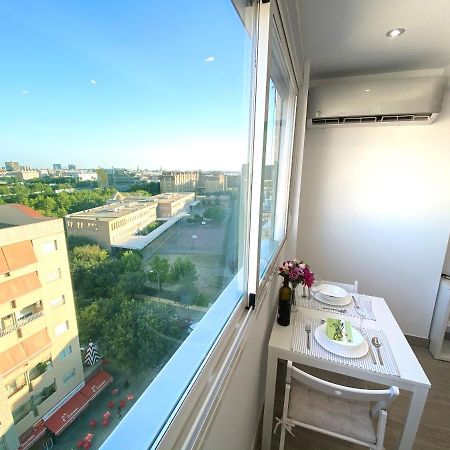 Residencial Santa Justa Apartment Seville Luaran gambar
