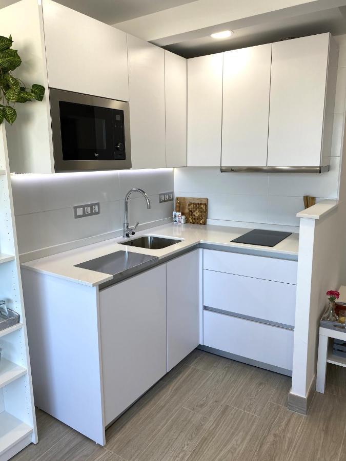 Residencial Santa Justa Apartment Seville Luaran gambar