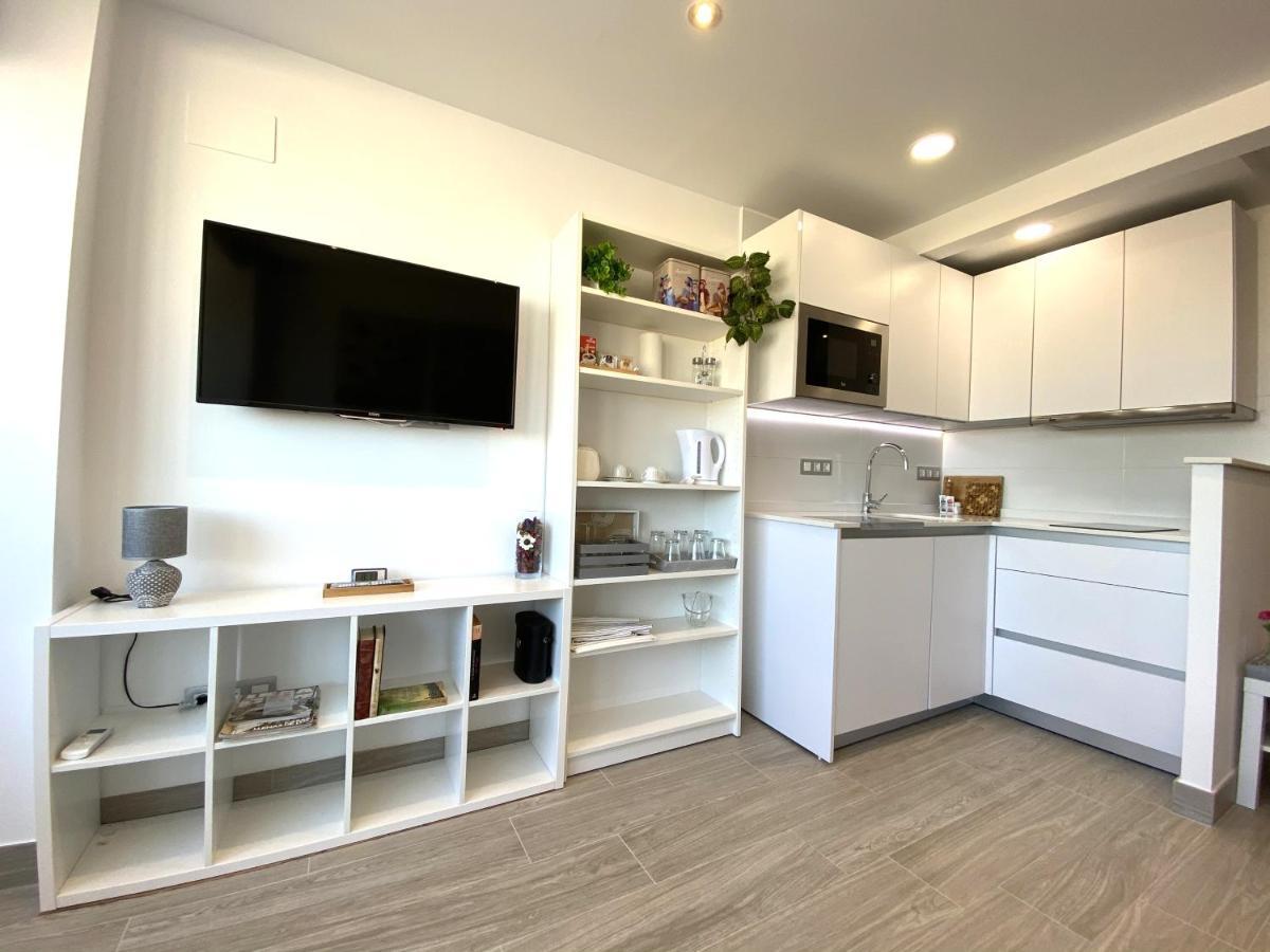 Residencial Santa Justa Apartment Seville Luaran gambar