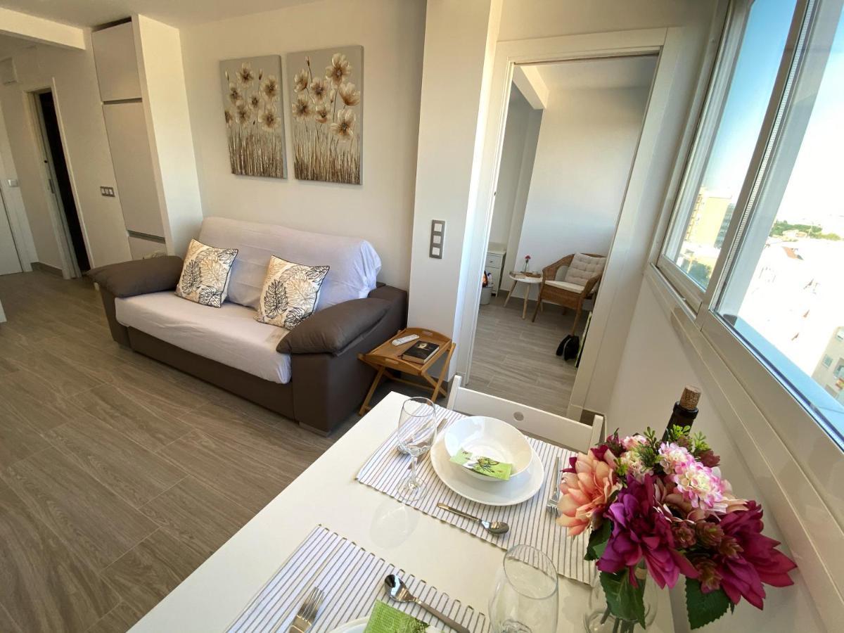 Residencial Santa Justa Apartment Seville Luaran gambar